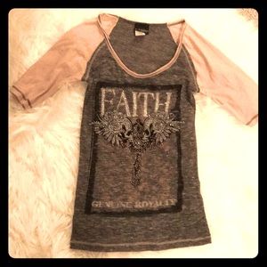 Women’s baseball tee